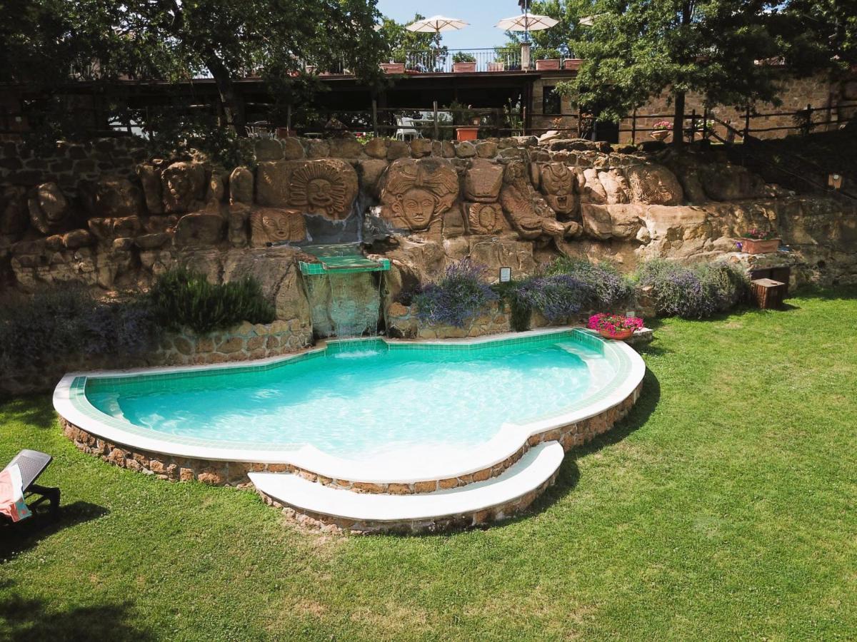 Isa - Residence With Swimming Pool In Sorano, Apartments With Air Conditioning And Private Outdoor Area ภายนอก รูปภาพ